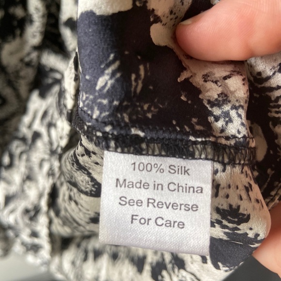 Parker Wrap long sleeve Dress black and white silk - Picture 8 of 8